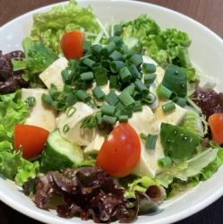 豆腐サラダ