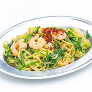 エビニラ塩焼きそば