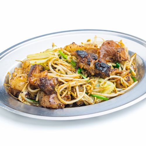 牛ホルモン焼きそば