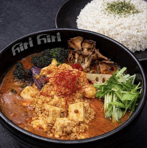 ■4月のマンスリーカレー　『麻婆豆腐カリー』