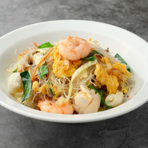 Seafood grilled rice noodles