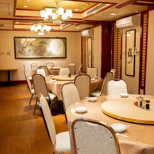 活気あふれる横浜中華街のメイン通りに構える当店はロケーション抜群☆お一人様でも、友人やご家族でのご利用にもおすすめです☆2階～4階、お昼や通常のご飲食などで気軽にご利用いただけます。広々とした店内でゆったりと食事やお酒をお楽しみください。この時期は歓送迎会など様々なシーンでご利用下さい♪
