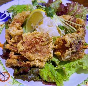 Deep fried soft shell crab with salad