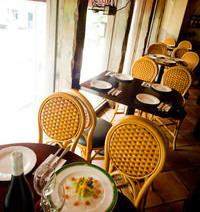 Please enjoy a relaxing lunch in the sun through the sunbeams! Enjoy lunch with your mom friends and family, lunch at work, lunch alone, and enjoy authentic Italian cuisine in a variety of situations.