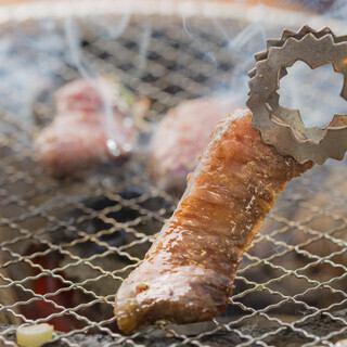 サムギョプサル含む焼肉&韓国料理コース！飲み放題付【電話で料理内容・量・種類等店主と相談】