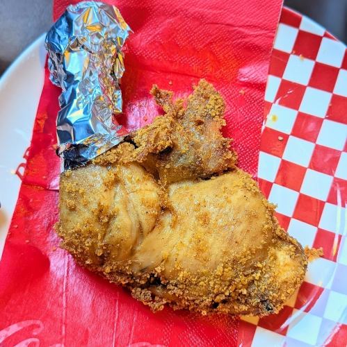 骨付きフライドチキン（コンフィ）