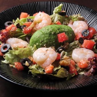 Avocado and shrimp salad