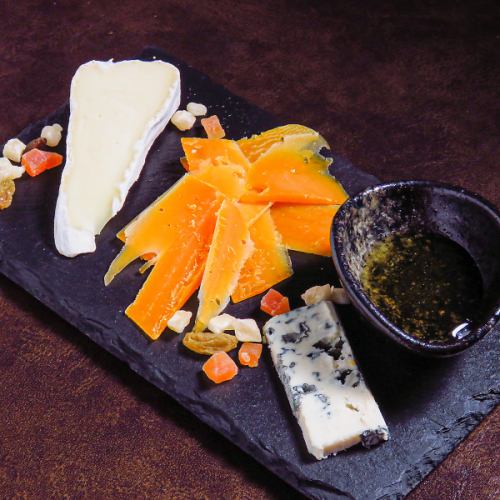 Cheese 3-piece set + honey