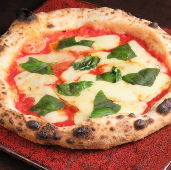 Tomato-based Simple Margherita