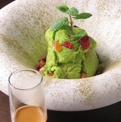 Uji Matcha Affogato