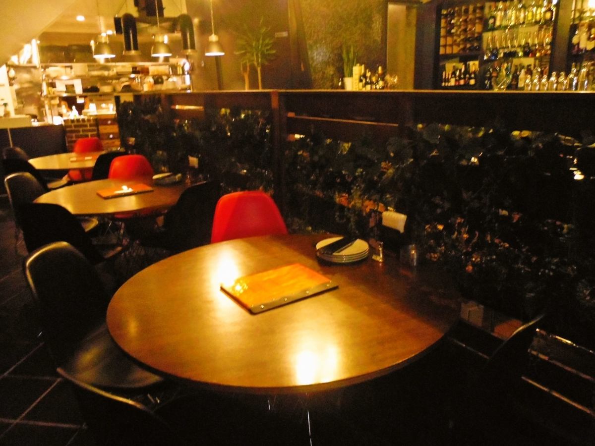 The restaurant has a calm atmosphere and is popular with women. Please use it for a girls' party.