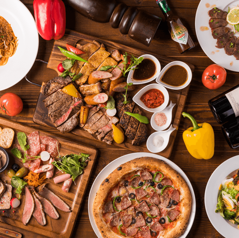 The course meals are very filling! Pizza, meat, and pasta are very popular!