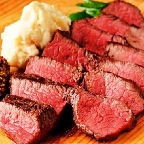 Delicious red meat! Beef rump meat!