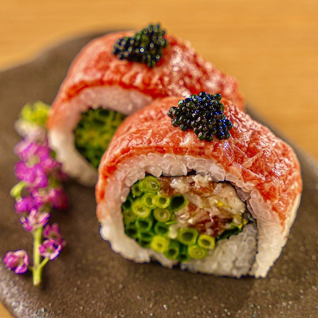 贅沢な肉料理が愉しめる♪圧倒的コスパの食べ放題えお堪能！