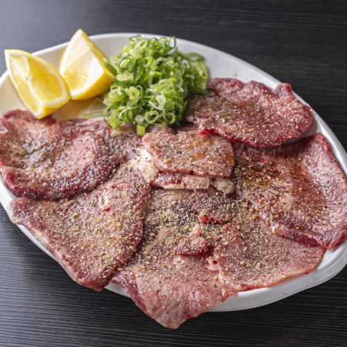 焼肉の定番メニュー◎タン
