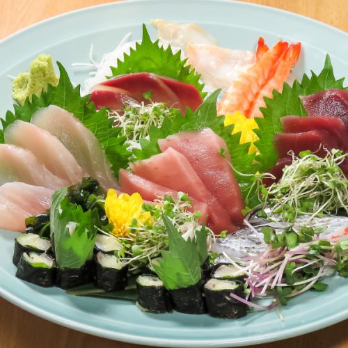 Fresh seafood from all over the country with sashimi! (Sashimi platter)