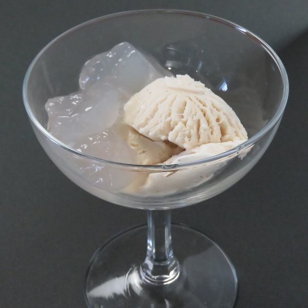 ≪心地よい甘さととろける食感≫日々の疲れを癒やすデザートを◆わらびもち500円(税込)