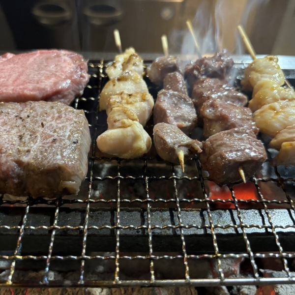 お店自慢の原始焼き・炭焼き