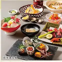 【순채 코스월】 제철 식재료를 살린 일품과 호화로운 철판구이를 만끽할 수 있는 전 9품⇒12000엔(부가세 포함)