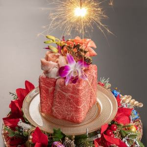 Recommended for entrance/graduation/welcoming/farewell parties ☆ "Meat cake" with gorgeous fireworks ★☆★ (※Meat cake only)