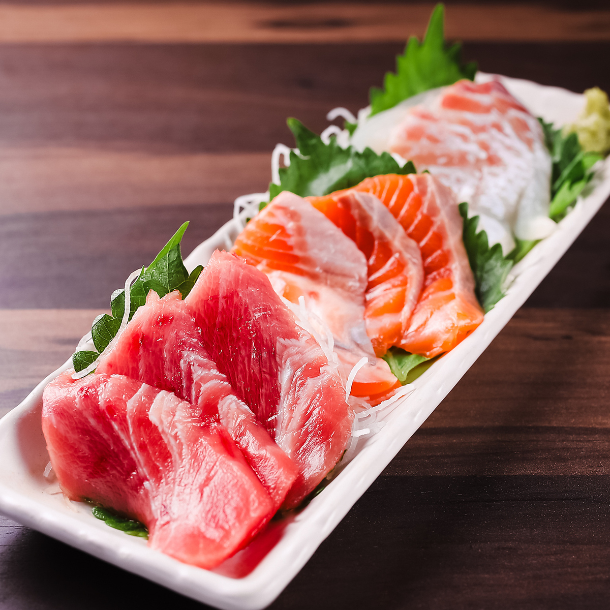 旬の魚介が勢揃い◎お酒が進む彩り豊かな鮮魚の魅力を心ゆくまで