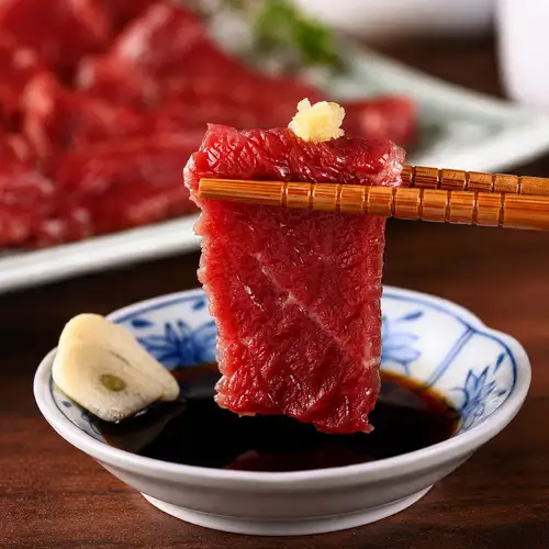 [Directly from Kumamoto] Exceptionally fresh! Exquisite horse sashimi with a burst of flavor and sweetness.