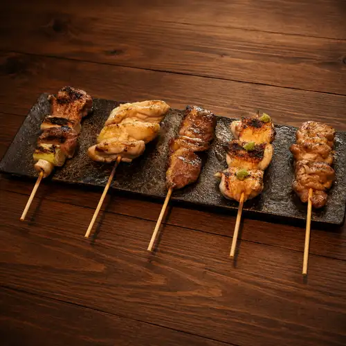 Assorted 5 kinds of grilled chicken skewers