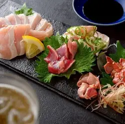 什錦生魚片