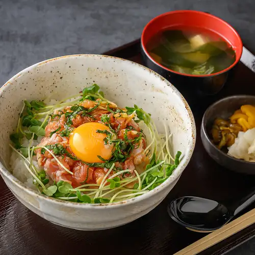 数量限定！宮崎地頭鶏なめろう丼