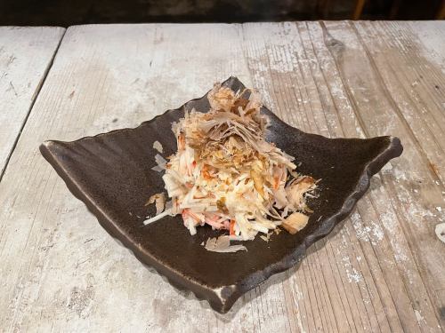 こんばんはWARMTH柏です🌸
本日はヨシハル食堂vol.13のご案内です^ ^
お陰様で大好評❗️今回も長く人気の商品から、つまみにピッタリの新商品まで幅広くご用意してるので
ヨシハルシェフのご飯、本当に沢山の方々に食べて頂きたく思います♪

ちなみに、、公開しているお写真のメニューは一枚目から
.いぶりがっこチーズのポテサラ
.カニカマの極旨マヨ和え
.しらすと海苔の江ノ島ピザ
.アスパラと自家製ベーコンのソテー
.低温調理の鳥チャーシュー
.なすなんばん
.ラーメン🍜一郎、二郎、三郎
.食べラー温玉冷奴

などなど☆気になるお料理あれば是非お試しあれ💫

Outdoor Chill Dining  ＷARMTH　（ウォームス）　柏 

 営業時間
ランチ 全日　　　　　　　　　　　　　11:30〜14:30（FOOD L.O14:00） 

ディナー ＆ナイト月曜〜金曜　　　　　18:00〜28:00 (FOOD L.O27:30） 
ディナー&ナイト土曜、日曜、祝日　　  14:30〜28:00 (FOOD L.O27:30）
 

柏市柏2-7-10-2F

04-7138-6118
Instagram→＠warmth_kashiwa
Twitter→＠Warmth2710
Facebook店舗ページ→Warmth

公式H P  https://warmth.owst.jp/
ホットペッパー https://www.hotpepper.jp/strJ001160622/
ぐるなび  https://r.gnavi.co.jp/fnwgruyp0000/
食べログ  https://tabelog.com/chiba/A1203/A120301/12041163/
レッティ https://retty.me/area/PRE12/ARE41/SUB4101/100001331110/

#柏ディナー
#柏ランチ
#柏誕生日
#柏イタリアン
#柏デート
#柏オシャレ
#柏おすすめ
#柏ハンバーグ
#柏グルメ
#柏カフェ
#柏
#柏駅
#柏バル 
#柏飲み放題
#柏居酒屋
#柏肉
#柏貸切
#柏結婚式二次会
#柏女子会
#柏記念日
#柏バースデー
#WARMTH
#WARMTH柏
#ウォームス
#ウォームス柏