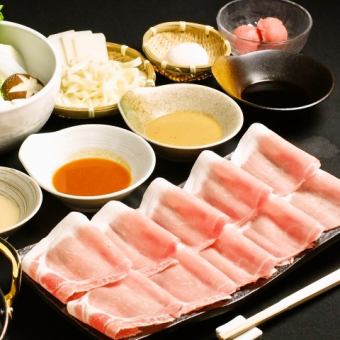 【包间】【共6道菜】严选黑毛和牛后腿肉/涮锅套餐4,180日元（含税）
