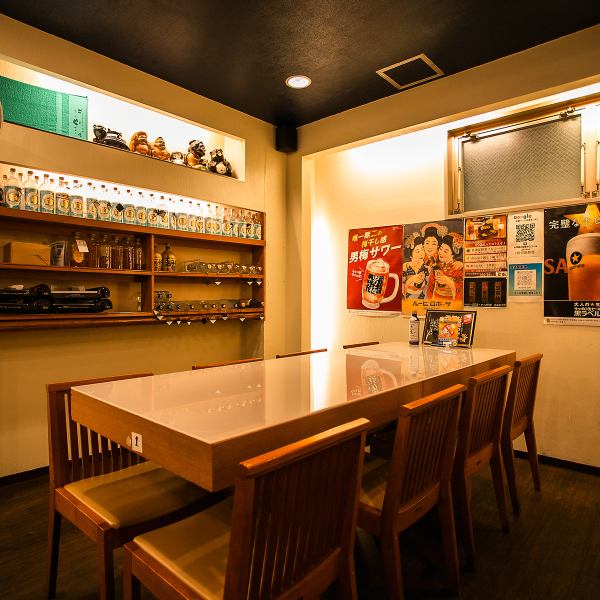 当店は入りやすく、居心地の良い空間が魅力です♪どんなシーンにもぴったり合うため、気軽にお越しいただけます。友人との集まりや仕事帰りの一杯など、ぜひお気軽にご利用ください☆