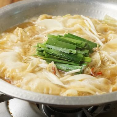 Exquisite Shimacho soup!The famous motsu nabe