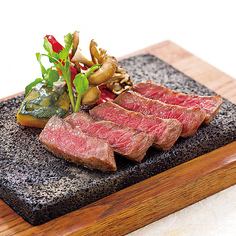 [Luxurious five-kind sashimi and steak course] All-you-can-drink draft beer and sparkling wine for 3 hours for 6,000 yen