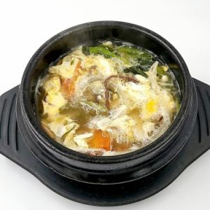 Egg and vegetable soup