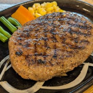 【ハンバーグ】黒毛和牛100％ 成しまプレミアムハンバーグ 120g