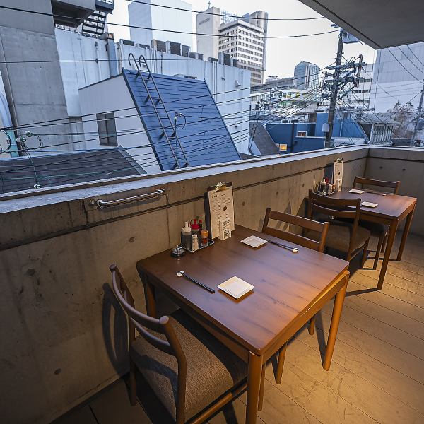 We also have two terrace seats available.It is easy to use for dates and small parties ♪ Please enjoy delicious Teppanyaki while looking at the night view of Sannomiya ◎