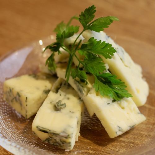 豐富的藍紋奶酪