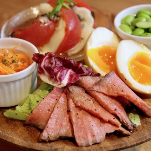 お肉だけじゃない！おつまみメニューも充実★