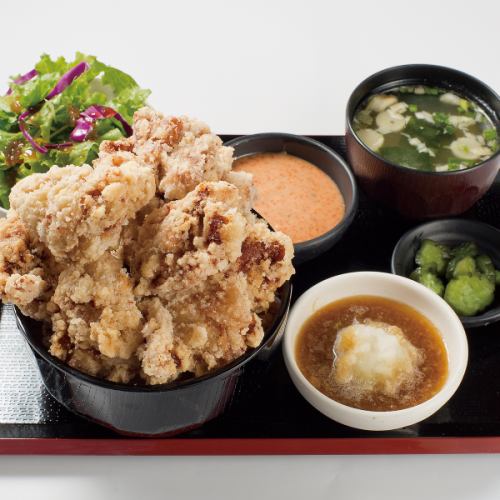 [Our most popular item!] Large-portion fried chicken bowl