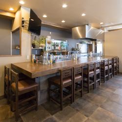 おひとり様、デート、ご友人との飲み会にもおすすめのお店！