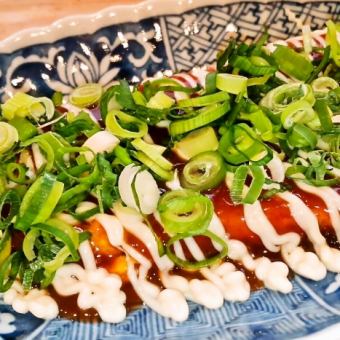 【大阪食いだおれコース】 どて焼き、串揚げ、たこ焼きなど７品＋2時間飲み放題付　5000円(税込)