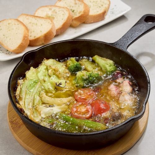 店長にお任せアヒージョ