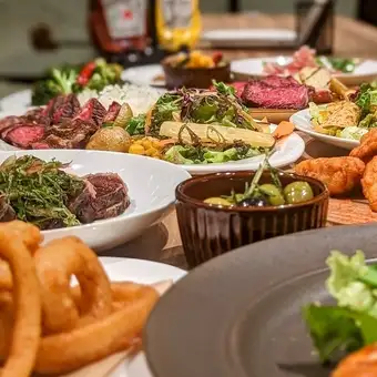 【含2小時暢飲】在Btaps享用奢華肉食盛宴！ 9道菜套餐僅需6000日圓！