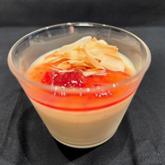 ベトナム苺プリン