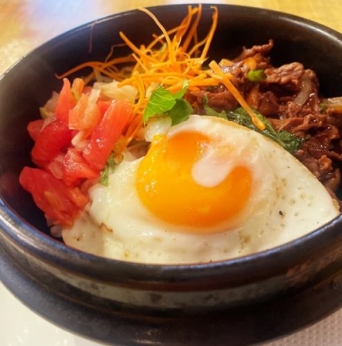 石焼き！牛肉のガパオライス