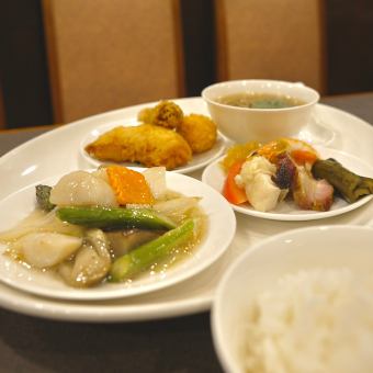 【ランチ】グルメランチ2420円(税込)