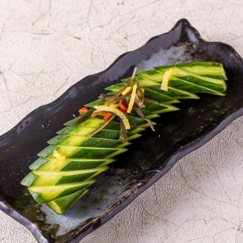 柚子香る胡瓜の一本漬け