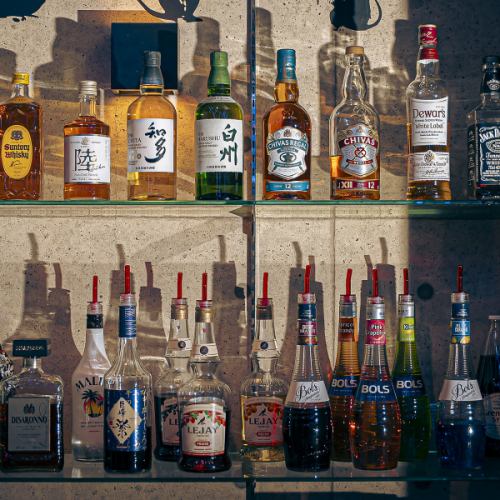 多種多様なドリンクが飲み放題で楽しめます。