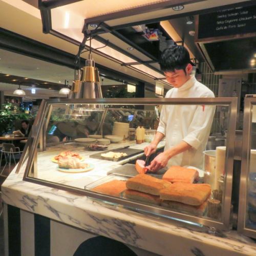 しっかり食べれる肉料理も